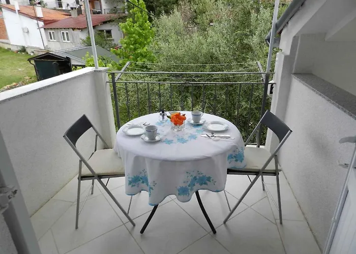 In Ii Apartman Malinska