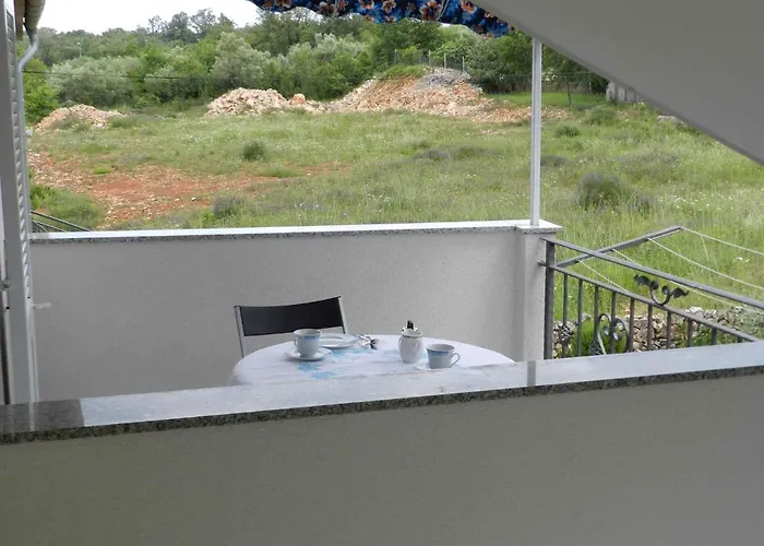 In Ii Apartman Malinska